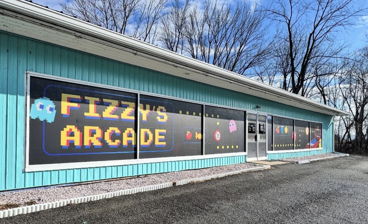 Outside Fizzy's Arcade on Route 405